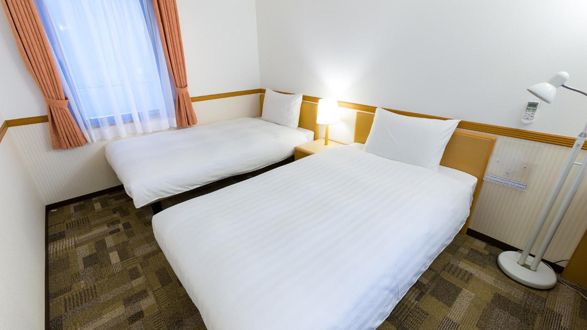 Toyoko Inn Kagoshima Chuo Eki Nishi Guchi Zimmer foto