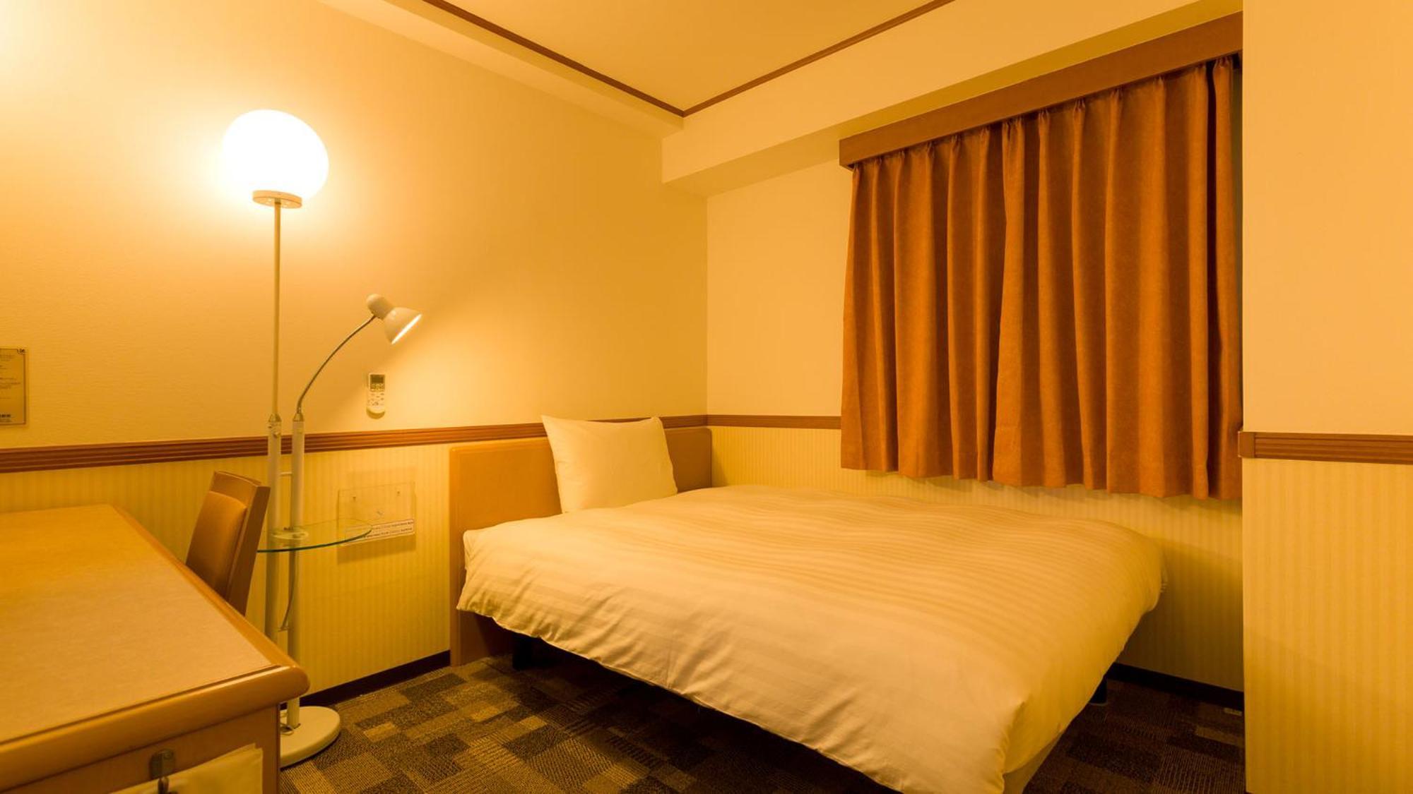 Toyoko Inn Kagoshima Chuo Eki Nishi Guchi Zimmer foto